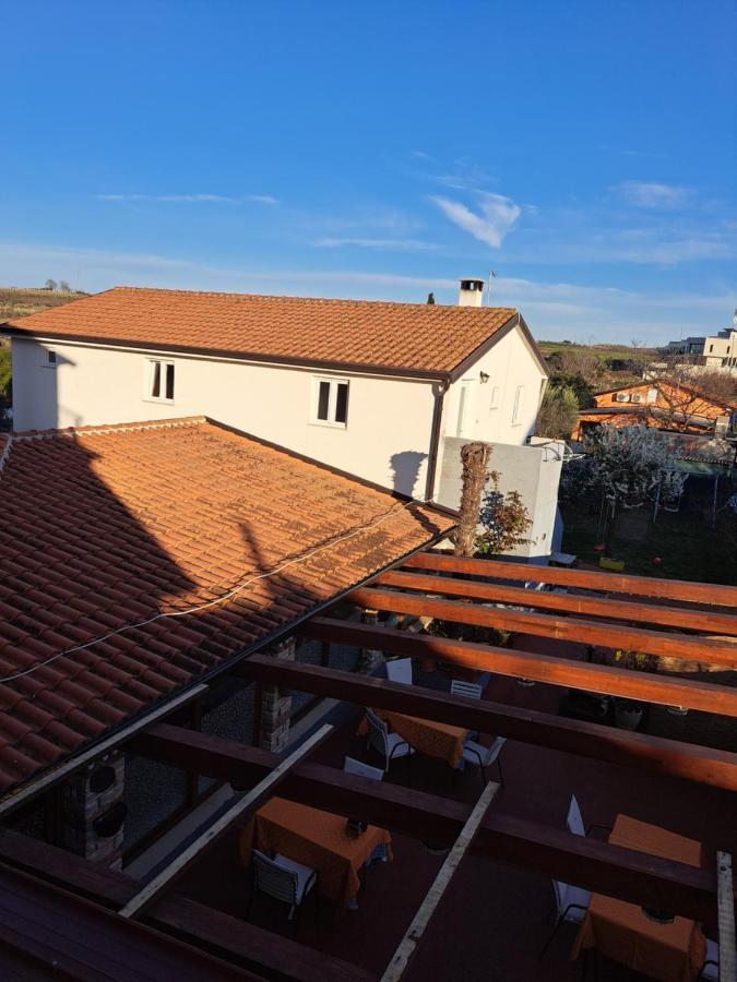 Sobe Anja Konuk evi Brtonigla Dış mekan fotoğraf