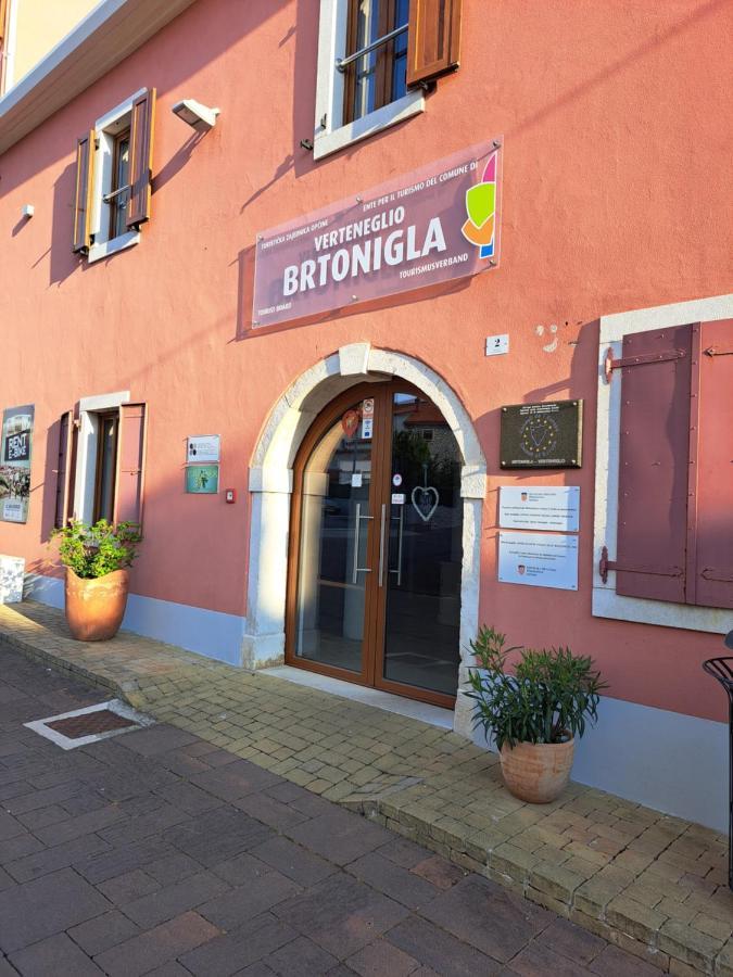 Sobe Anja Konuk evi Brtonigla Dış mekan fotoğraf